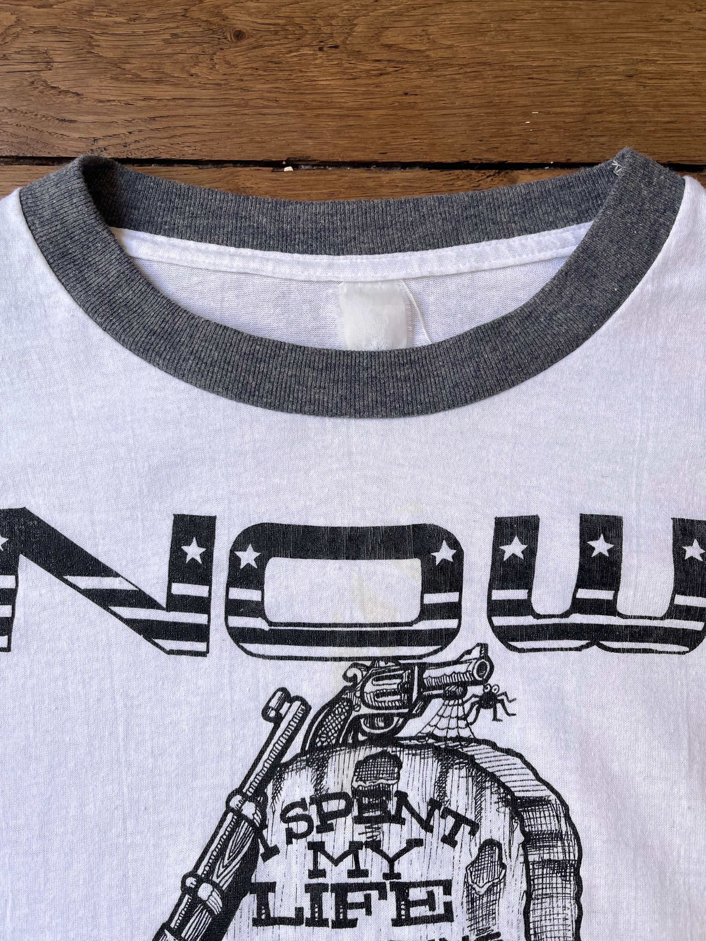 1989 Vintage NOW You Can Take My Guns T-shirt (M)