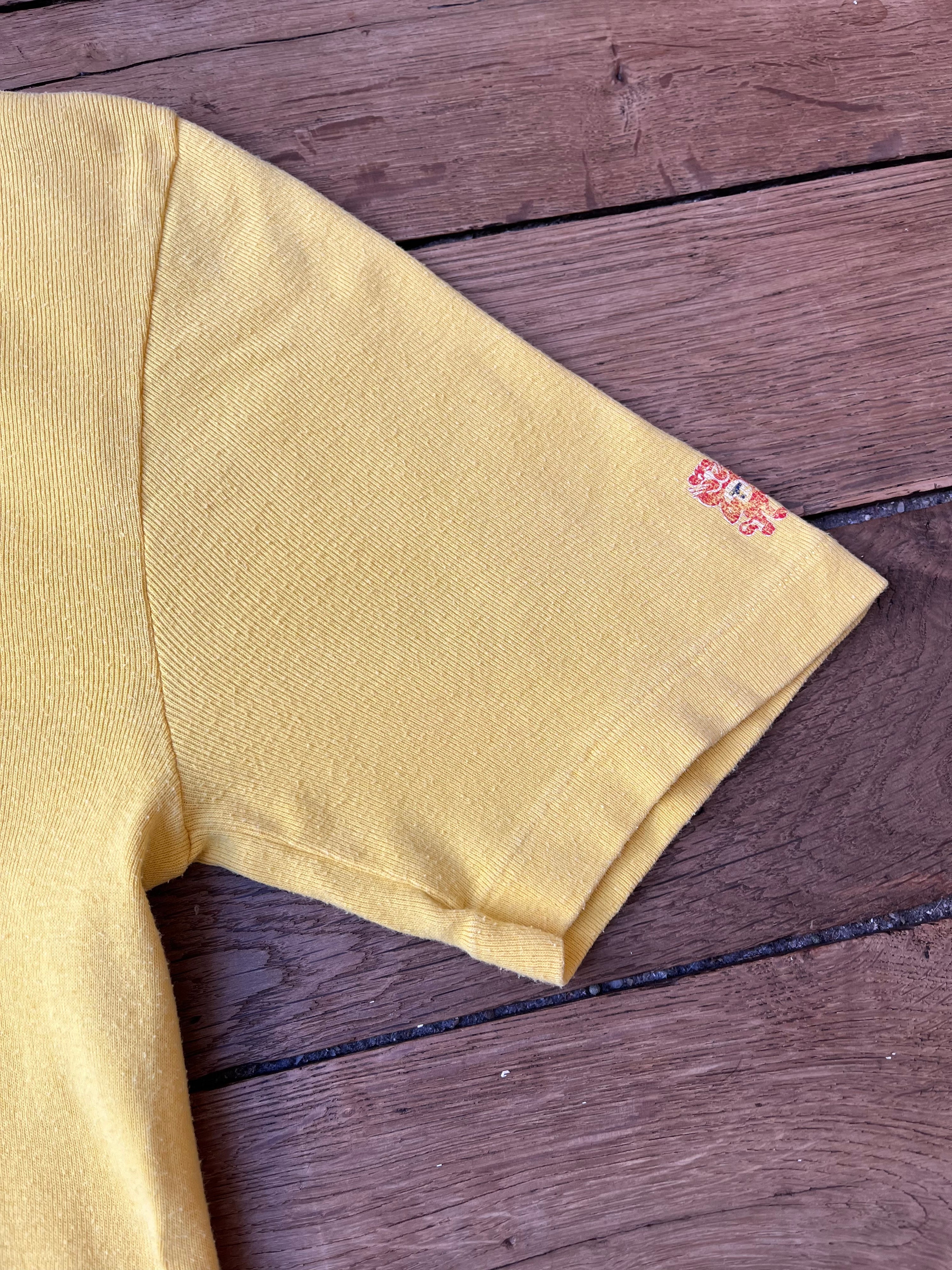 1980s French Vintage Lotus Brand Tilt T-shirt (S)