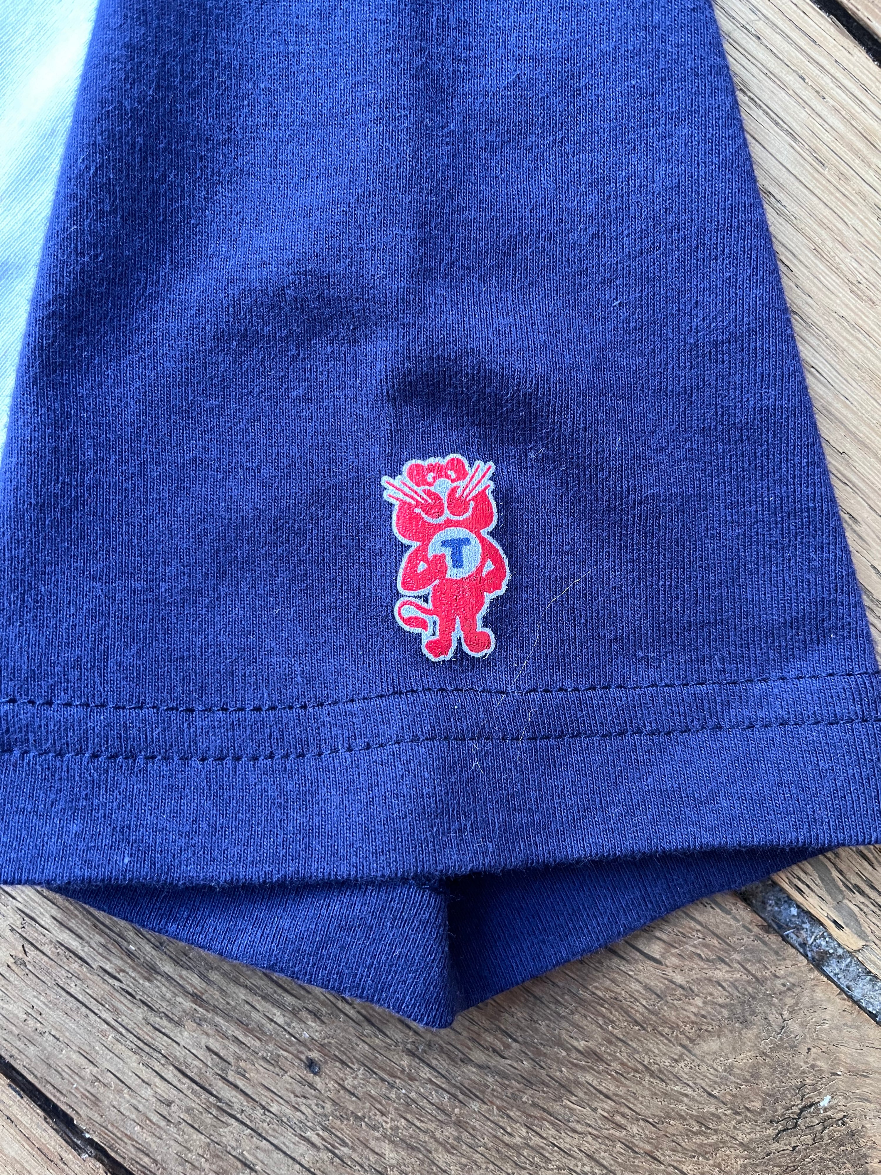 1990s French Vintage Lycée Technique La Réunion St Denis Tilt T-shirt (M)