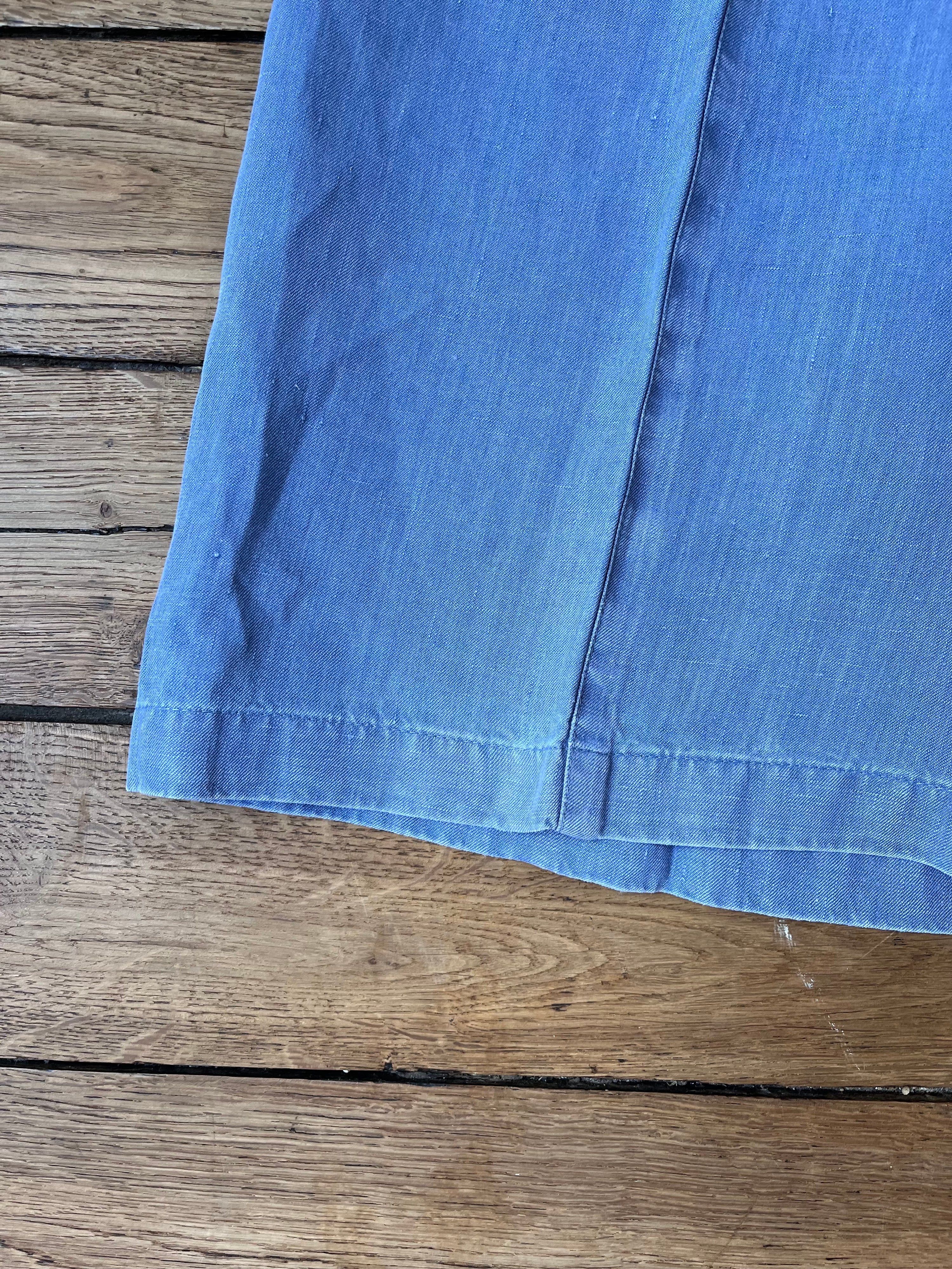 1990's Vintage Italian Asymetrical Shorts Shorts (L)