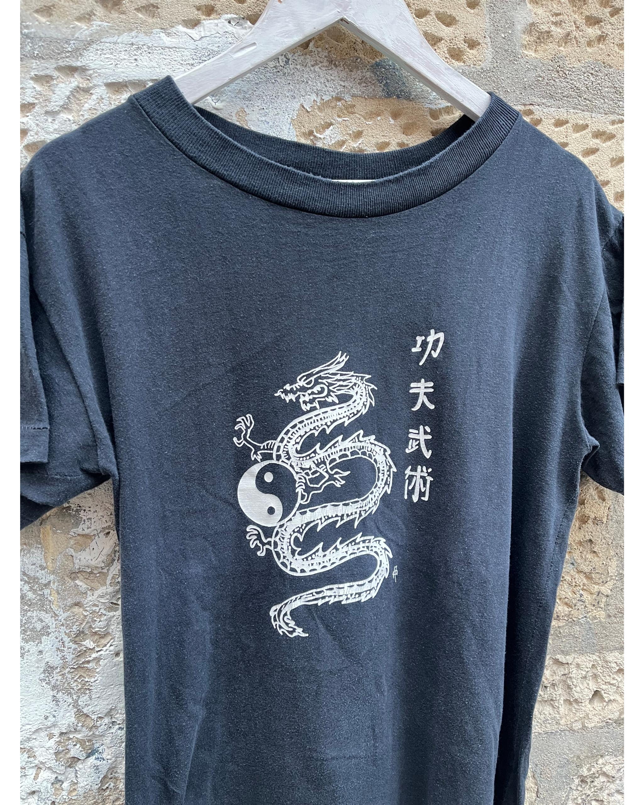 Faded paperthin dragon t-shirt - 1990's