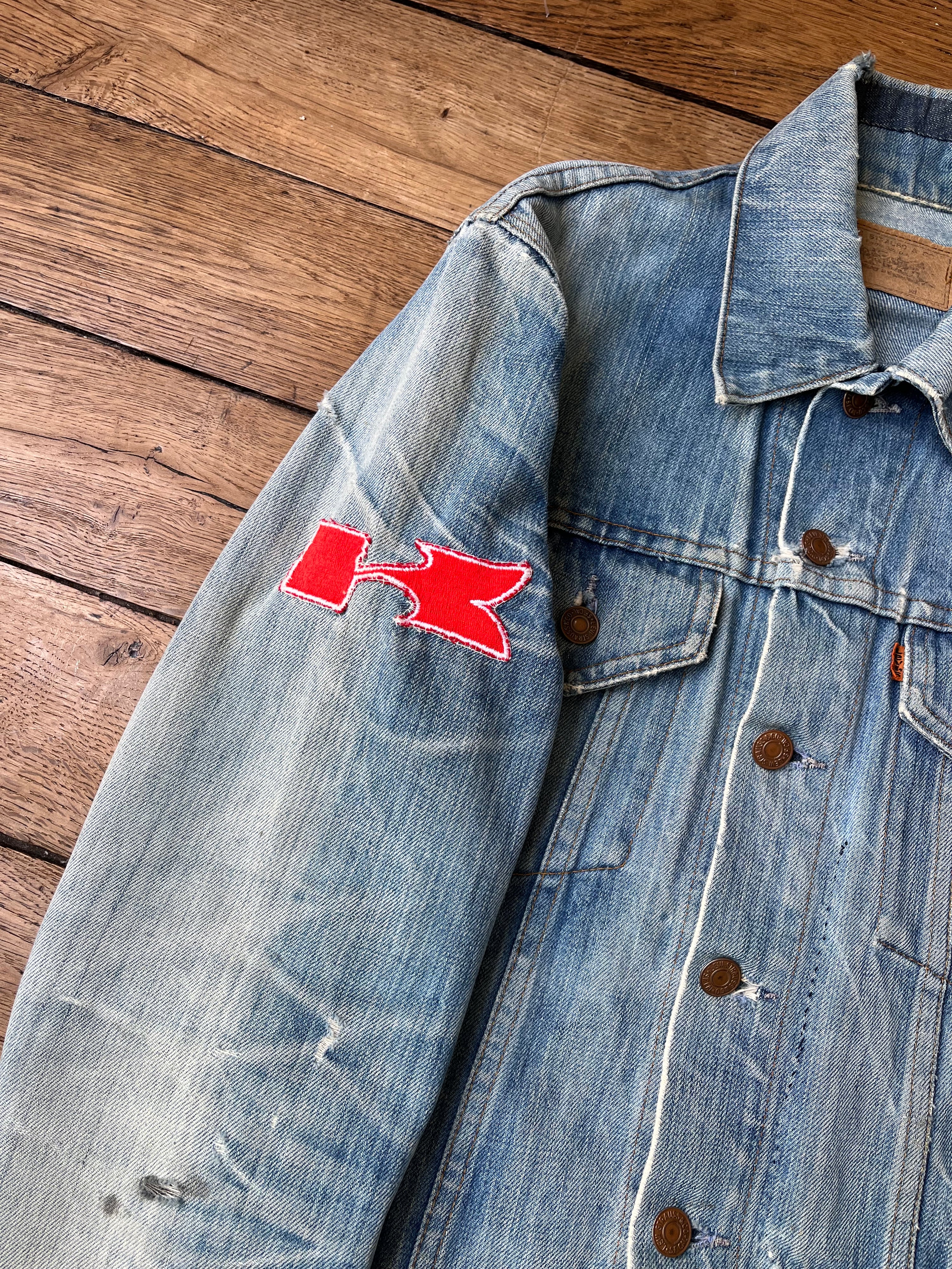 1980's Vintage Distressed Orange Tab Levi's Jacket (M)