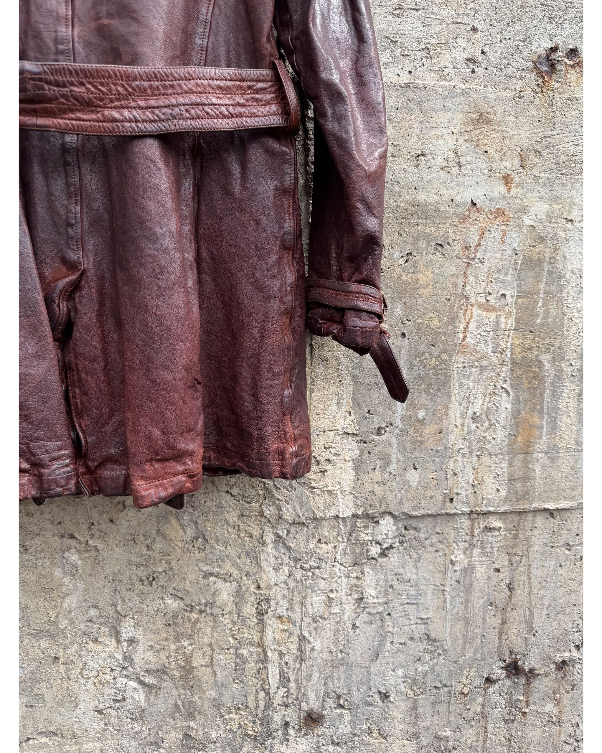 Runway oxblood leather coat - FW2004