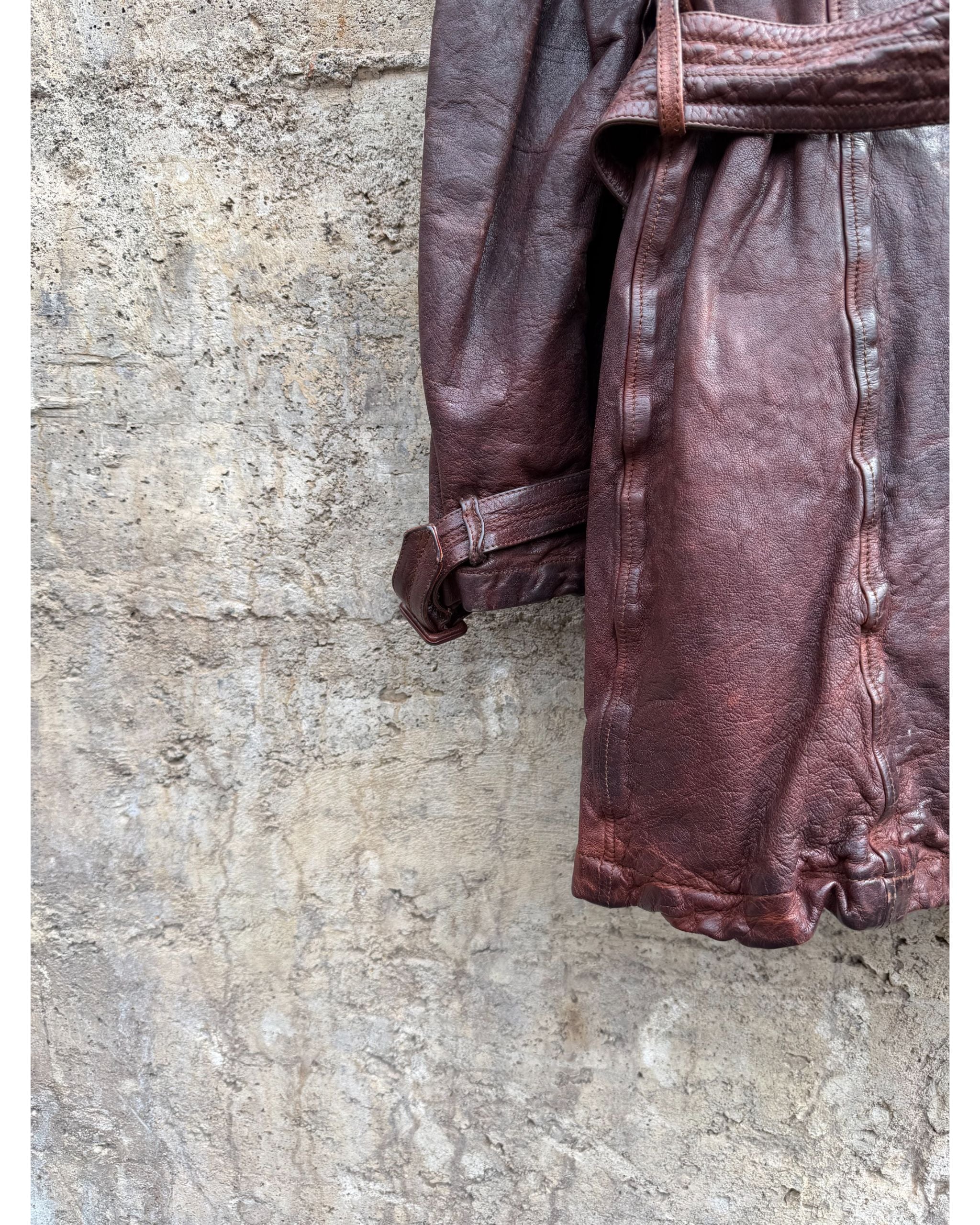 Runway oxblood leather coat - FW2004