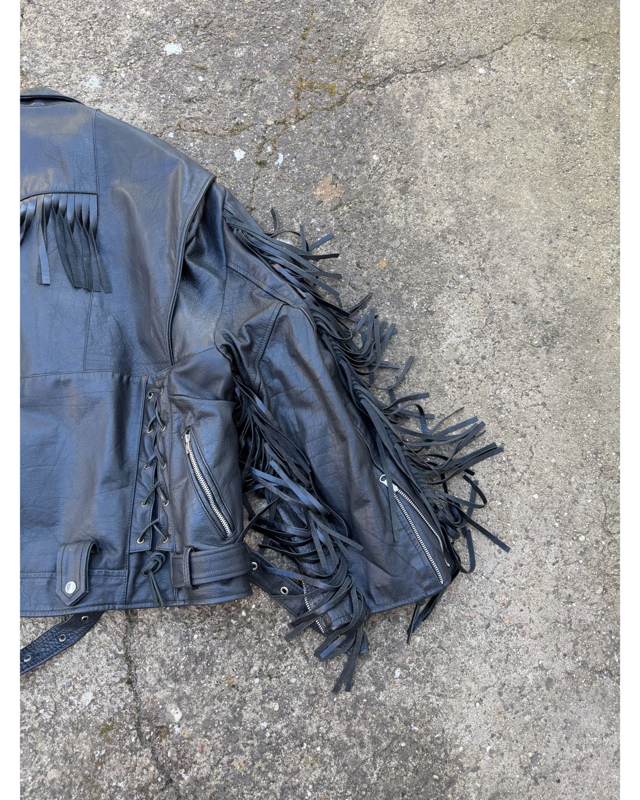 Fringed-upcycled leather jacket - SS22
