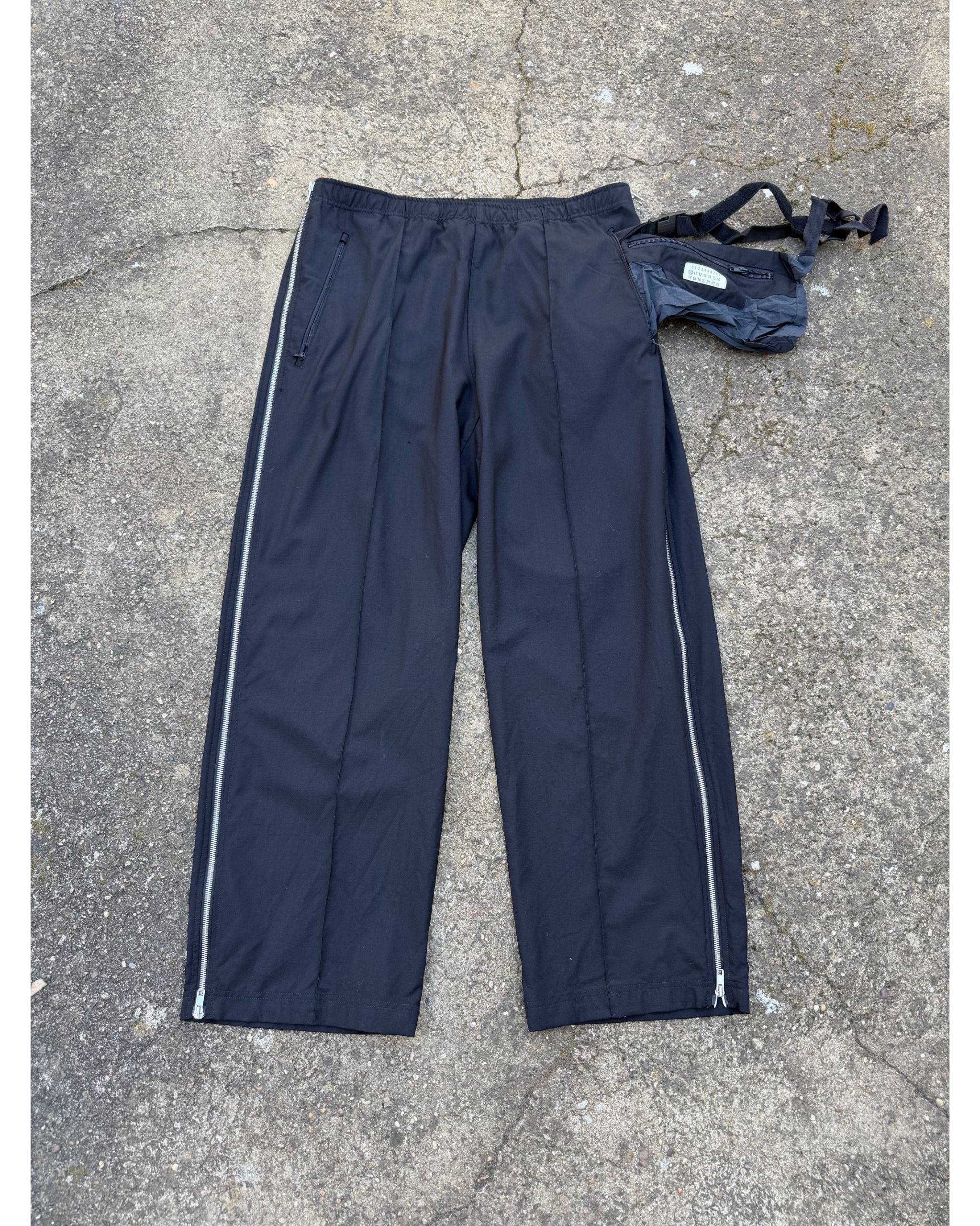 Wool side zip pocket pants