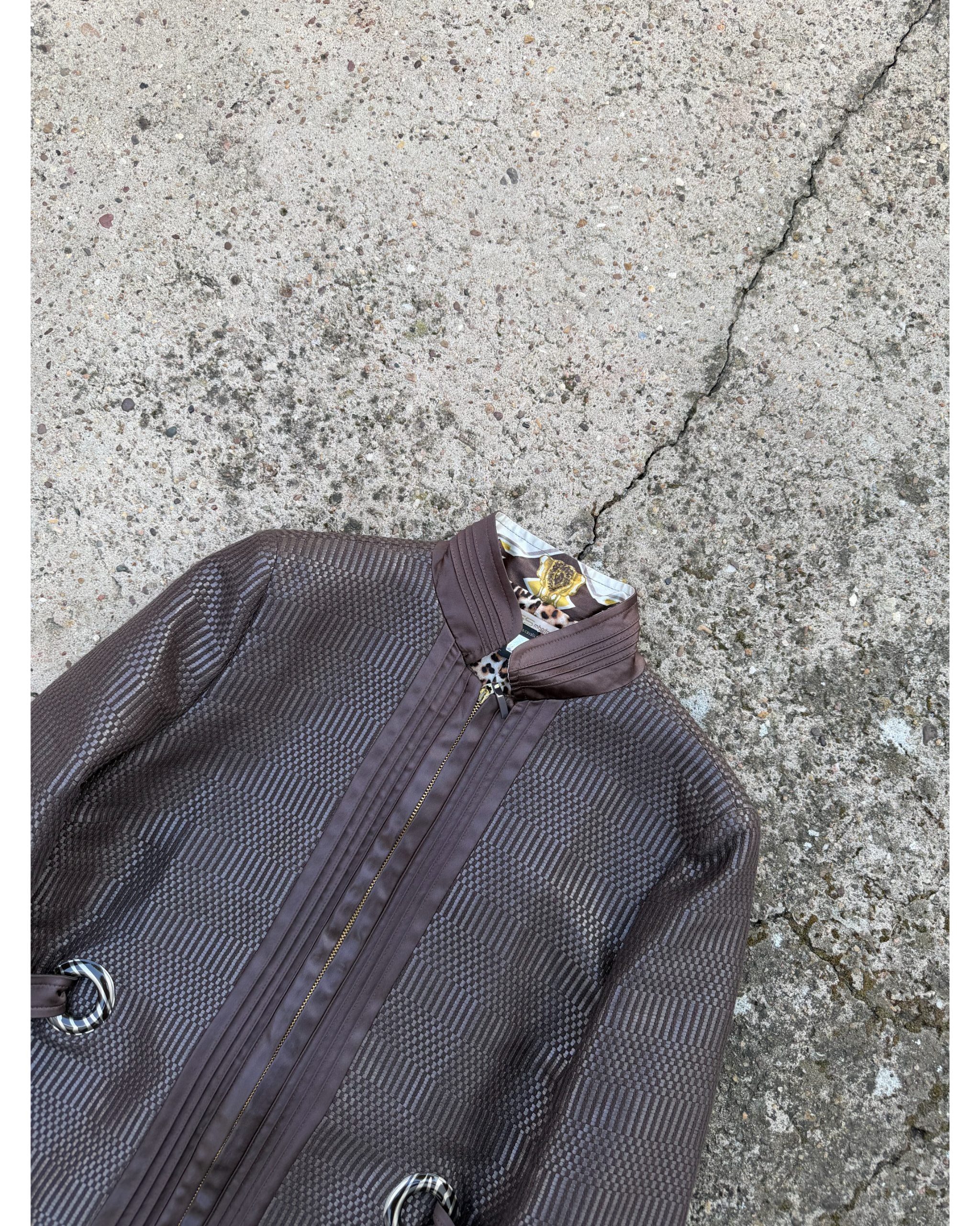Tailored brown jacket