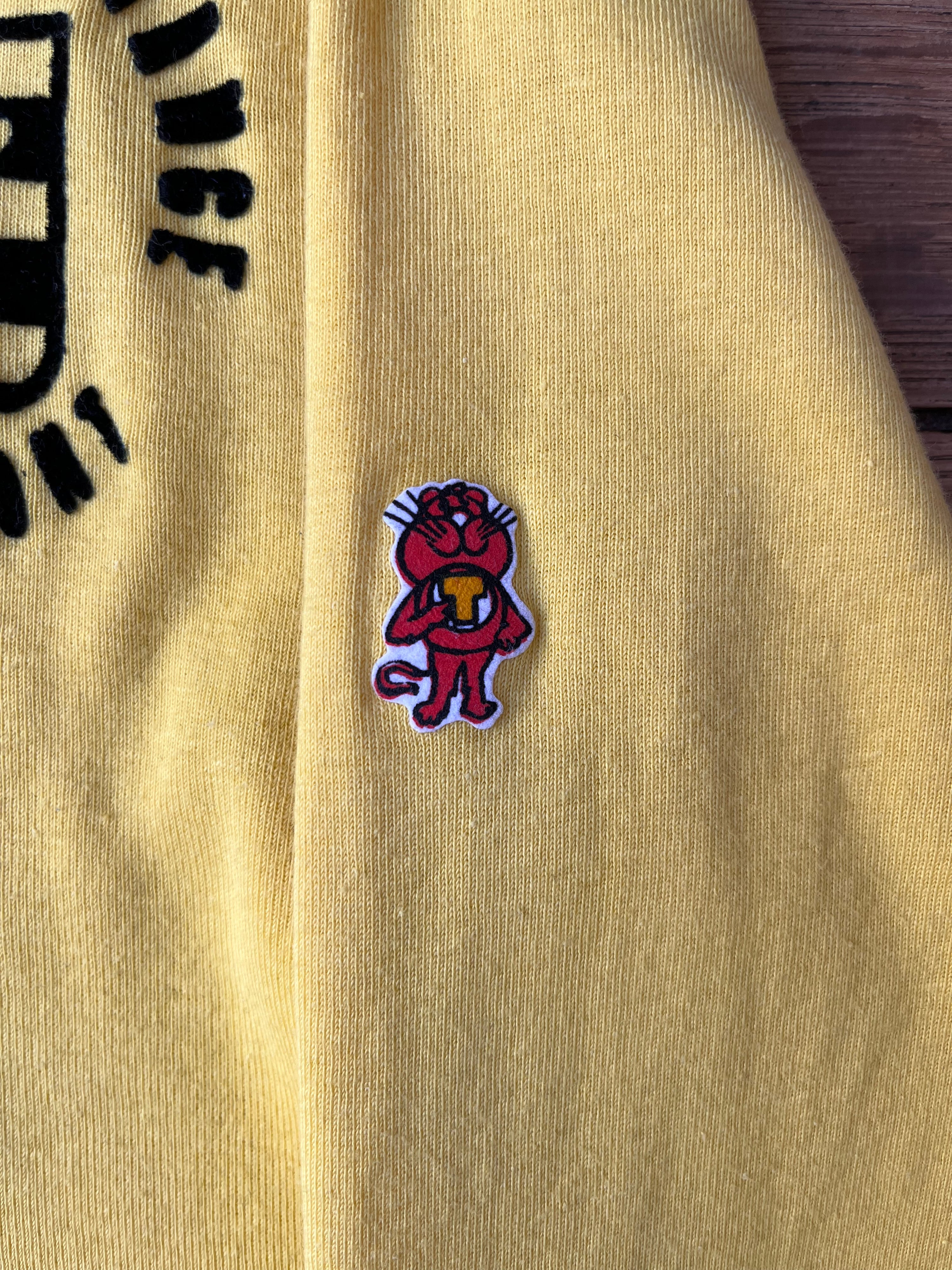 1970s French Vintage Club Léo Lagrange Beaumont Tilt Longsleeve (M)