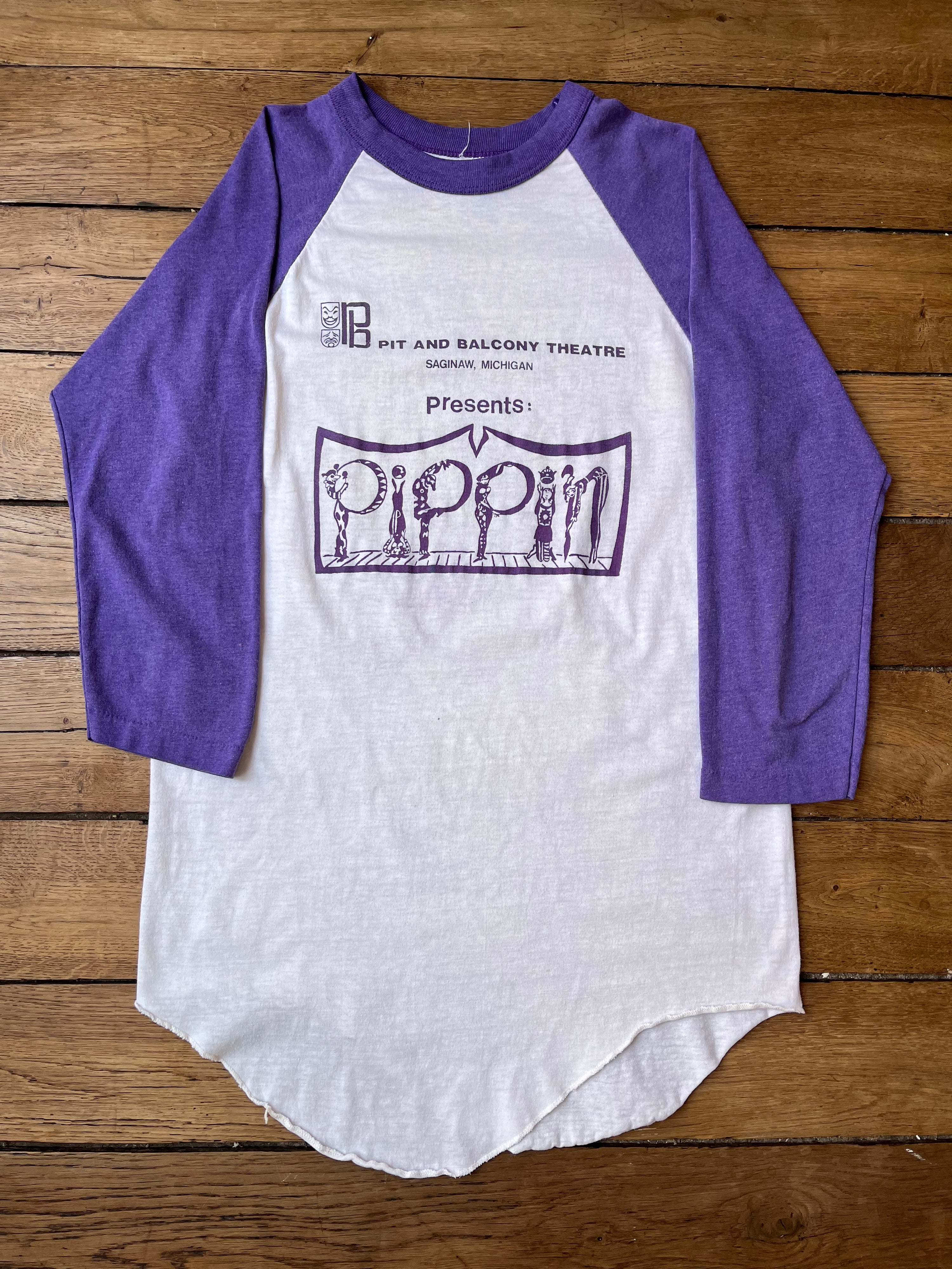 1980's Vintage Pippin The Musical Vintage Longleeve (S)